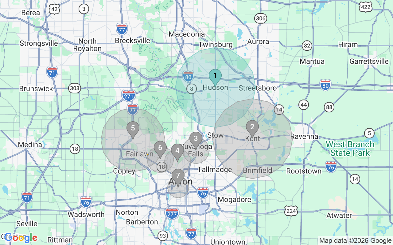 Map of Airbnb guest-review hotspots in Akron with location premium circles