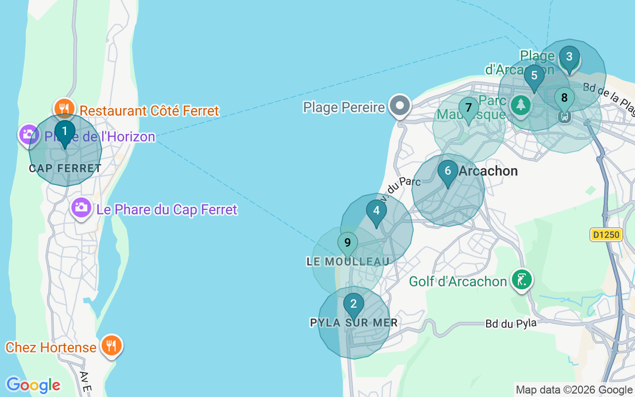 Map of Airbnb guest-review hotspots in Arcachon with location premium circles