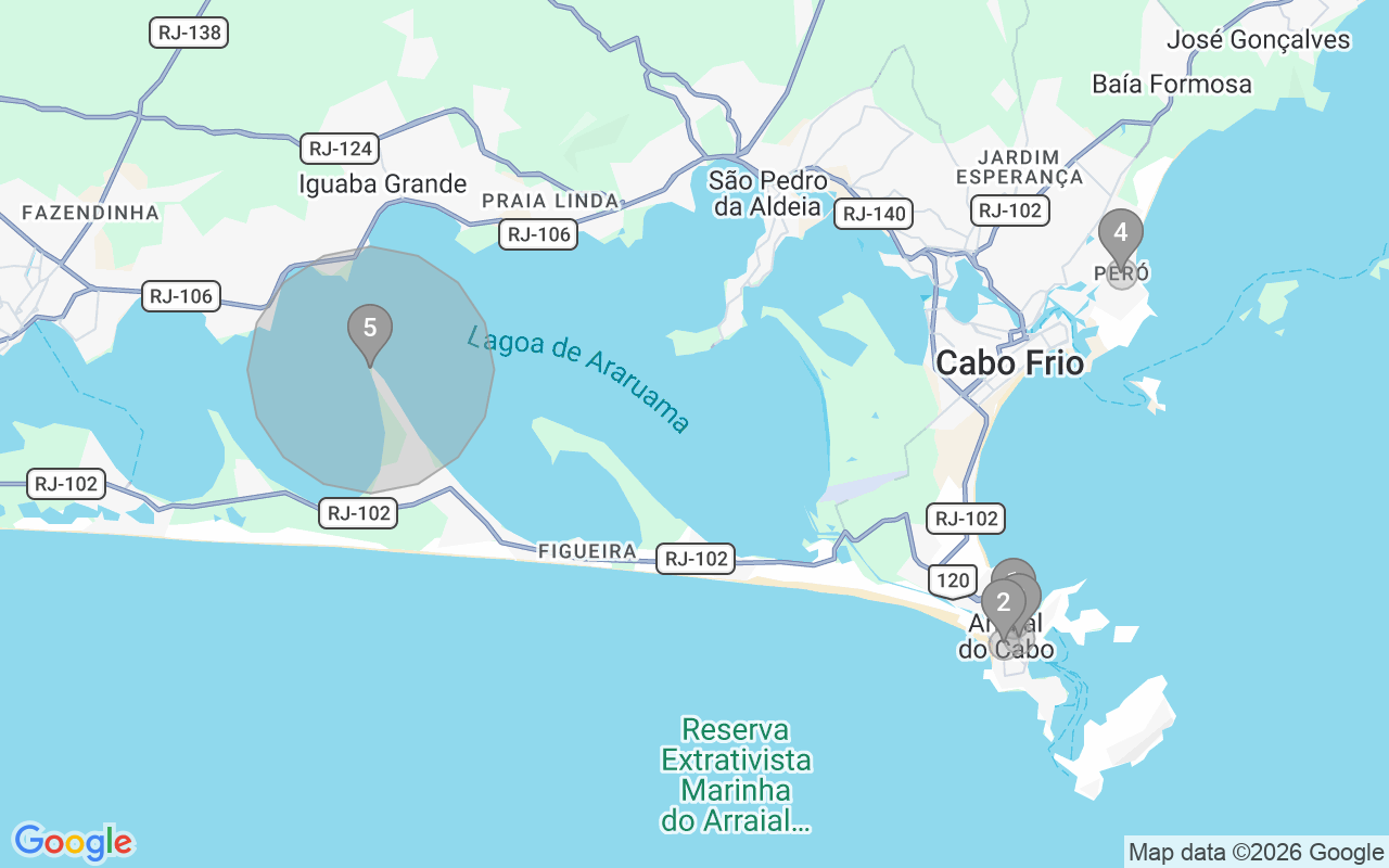 Map of Airbnb guest-review hotspots in Arraial Do Cabo with location premium circles