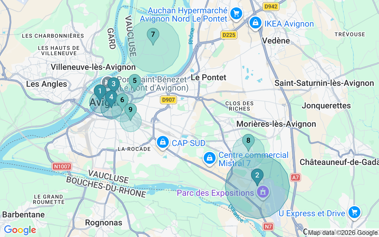 Map of Airbnb guest-review hotspots in Avignon with location premium circles