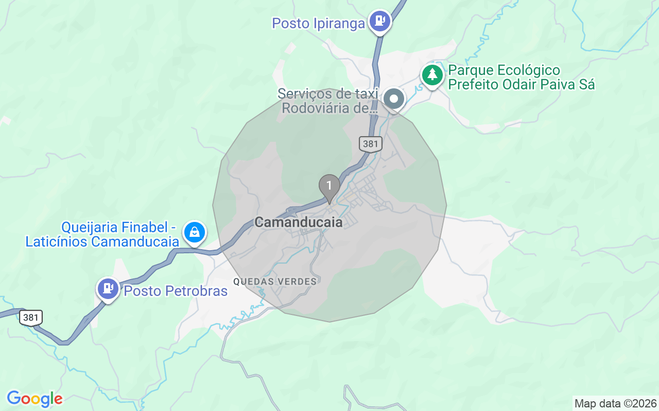 Map of Airbnb guest-review hotspots in Camanducaia with location premium circles