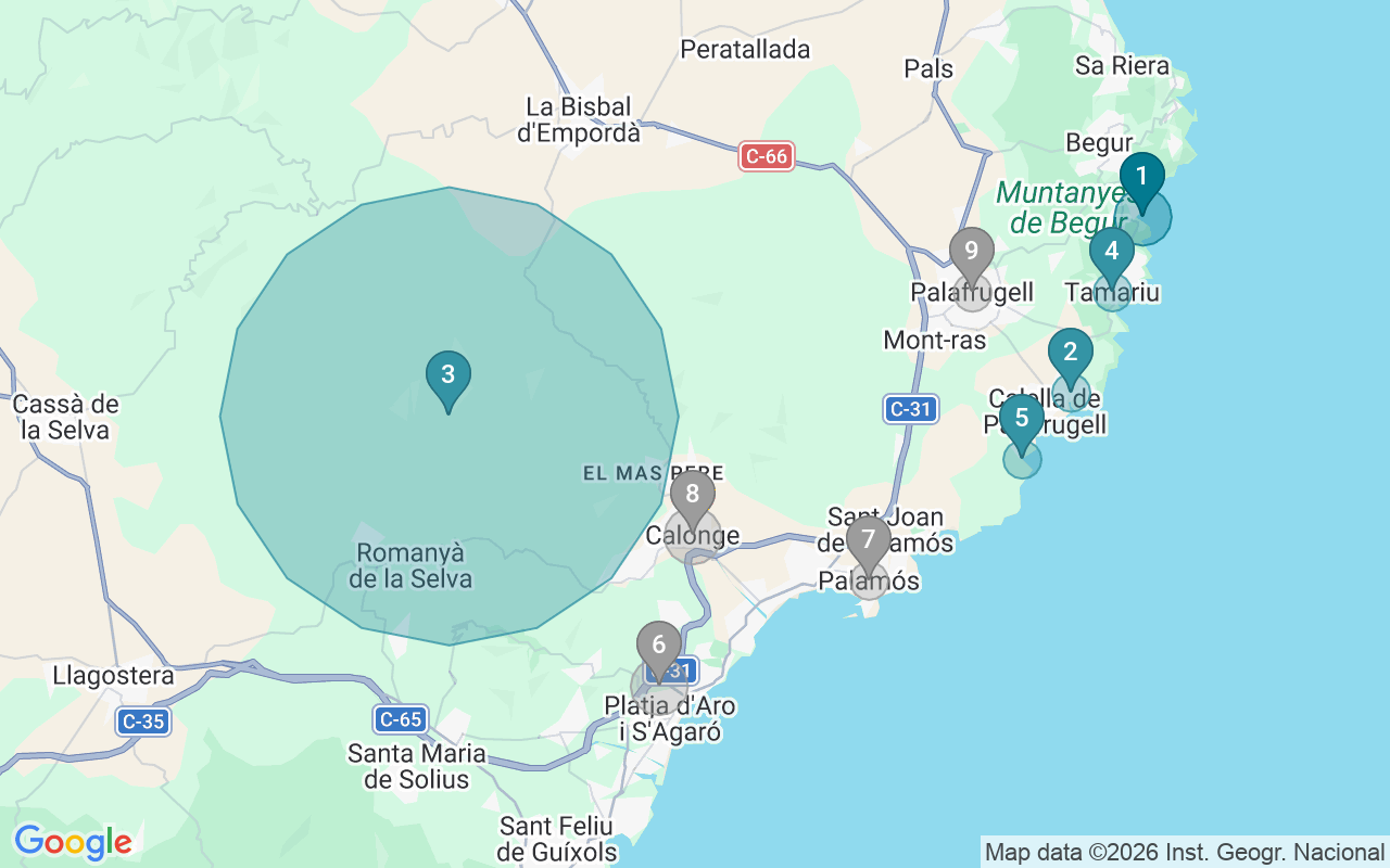 Map of Airbnb guest-review hotspots in Costa brava with location premium circles