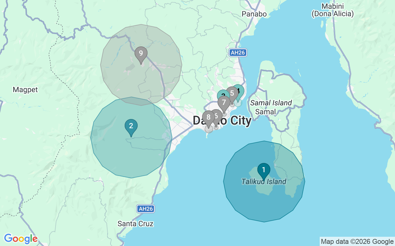 Map of Airbnb guest-review hotspots in Davao City with location premium circles