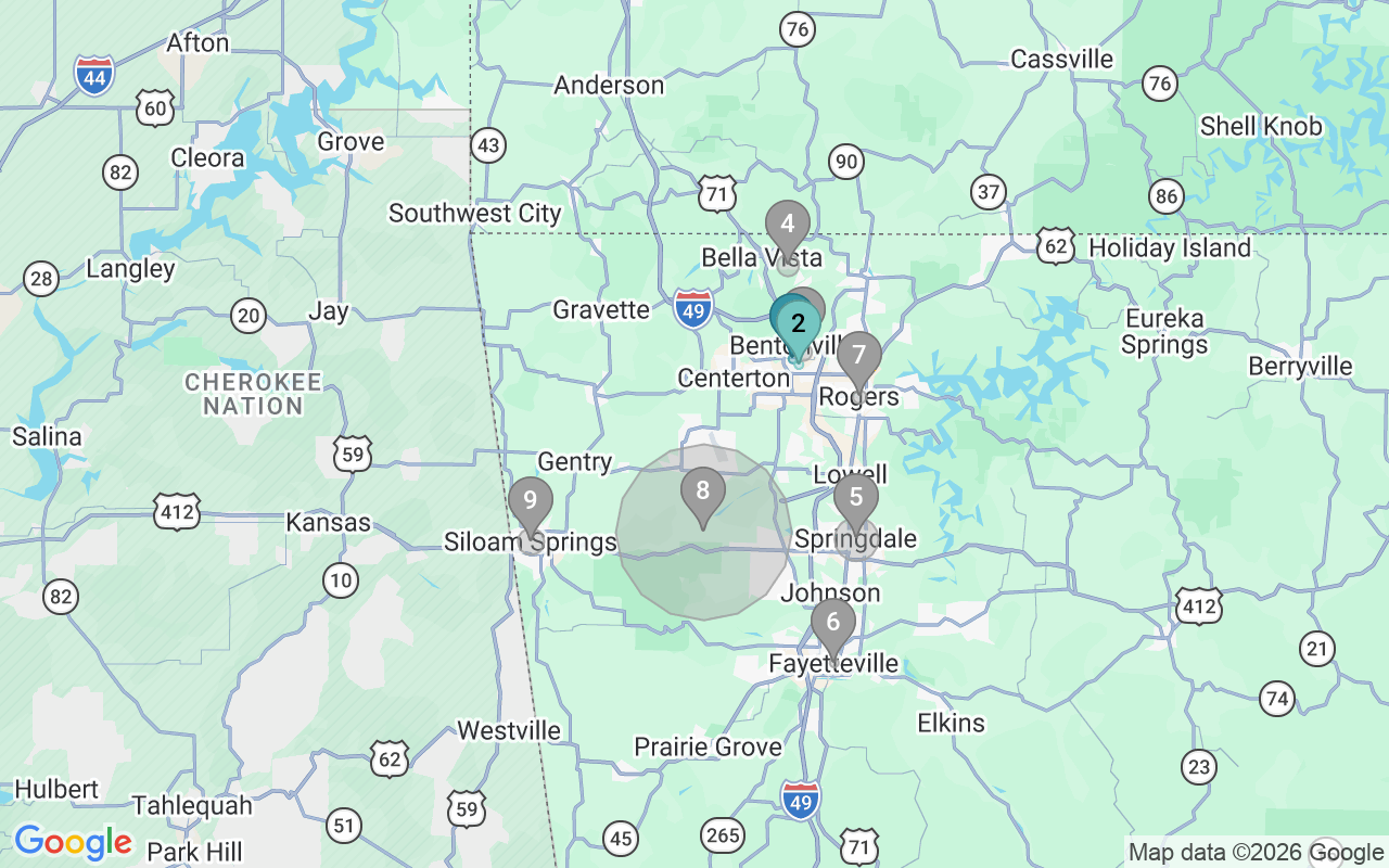 Map of Airbnb guest-review hotspots in Fayetteville-Springdale-Rogers with location premium circles