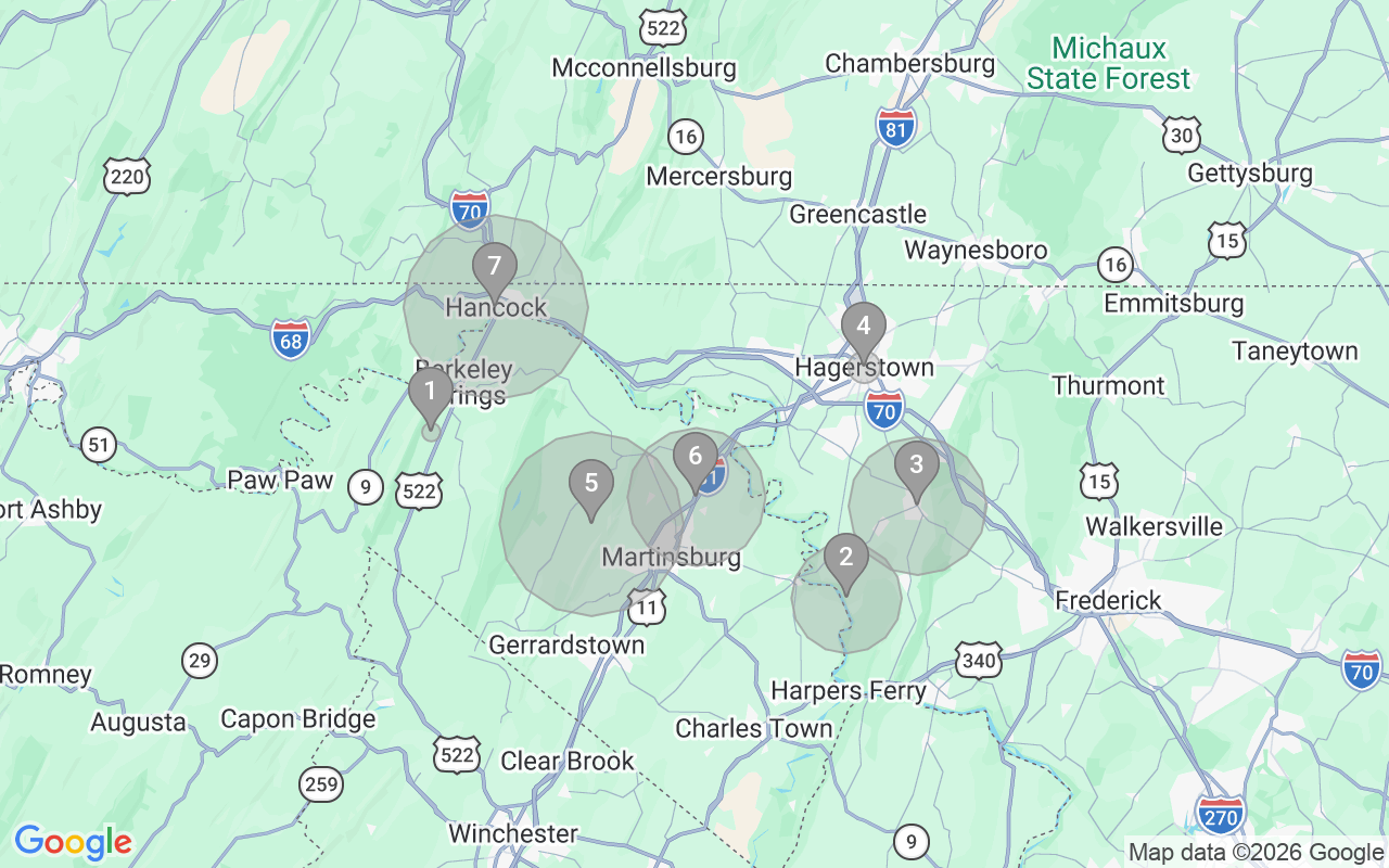 Map of Airbnb guest-review hotspots in Hagerstown-Martinsburg with location premium circles
