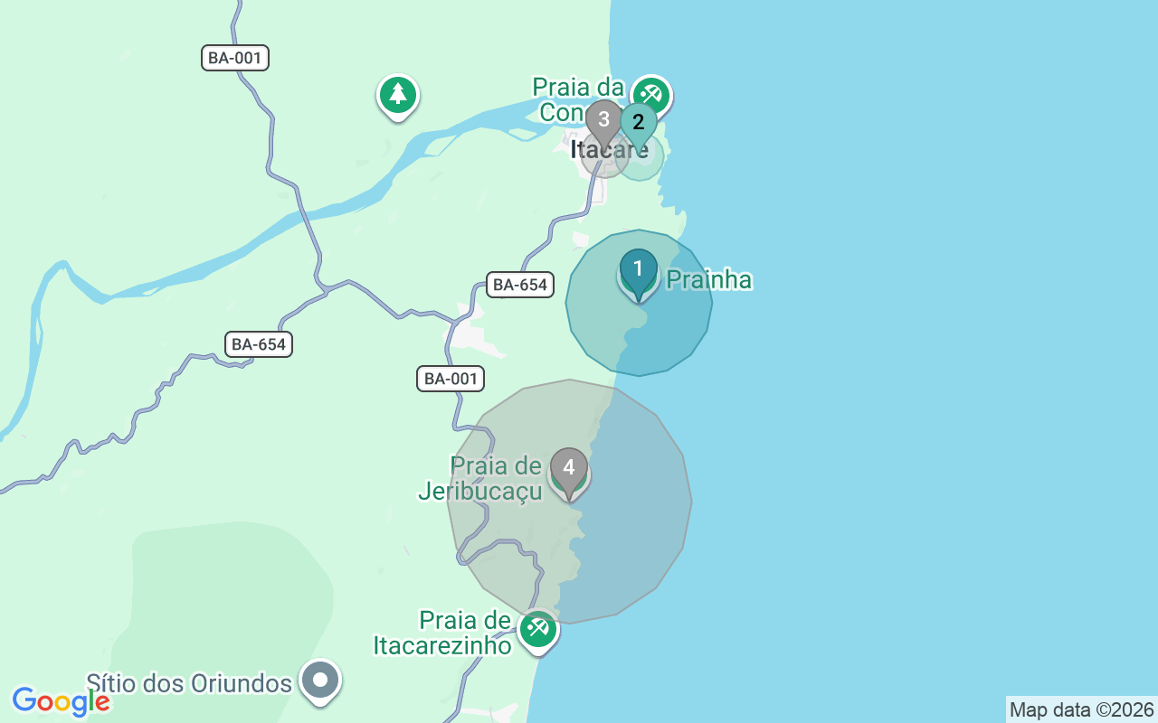 Map of Airbnb guest-review hotspots in Itacaré with location premium circles