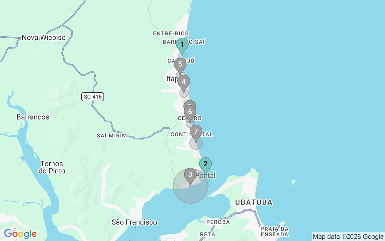 Map of Airbnb guest-review hotspots in Itapoá with location premium circles