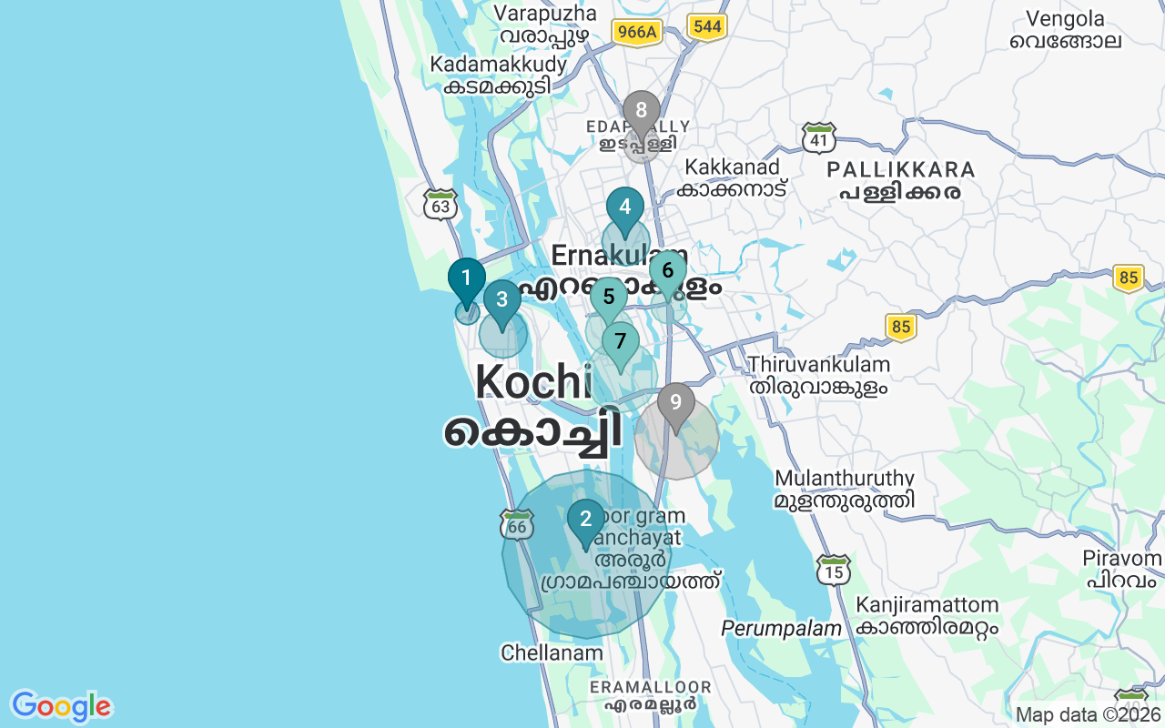 Map of Airbnb guest-review hotspots in Kochi with location premium circles