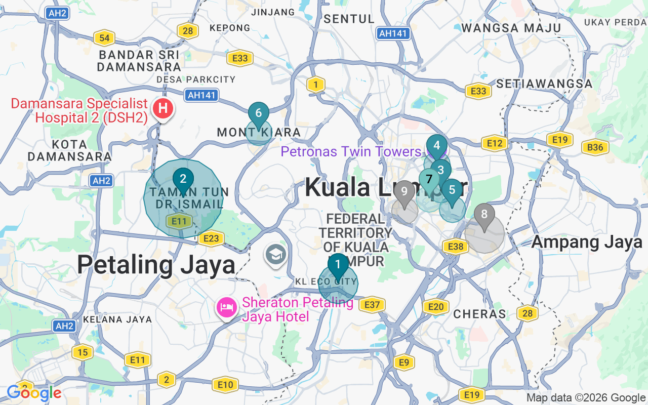 Map of Airbnb guest-review hotspots in Kuala Lumpur with location premium circles