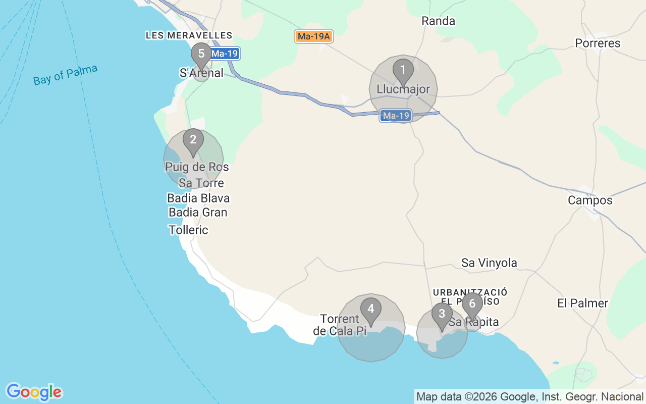 Map of Airbnb guest-review hotspots in Llucmajor with location premium circles