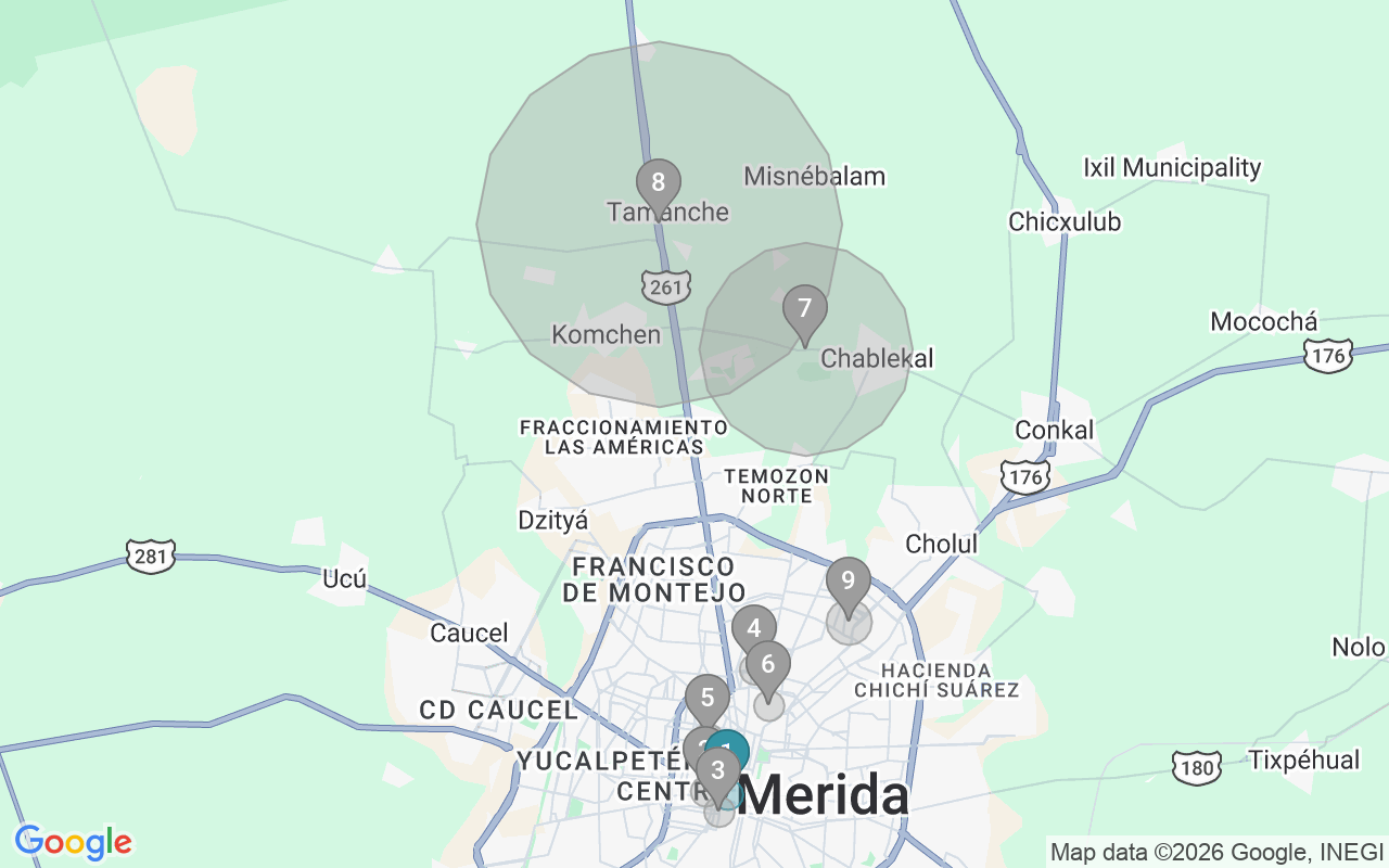Map of Airbnb guest-review hotspots in Mérida with location premium circles
