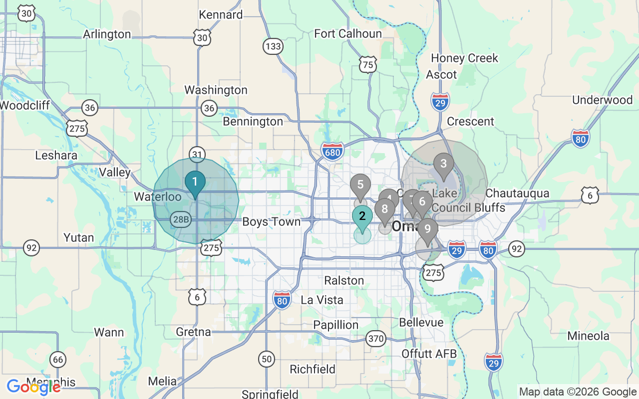 Map of Airbnb guest-review hotspots in Omaha with location premium circles