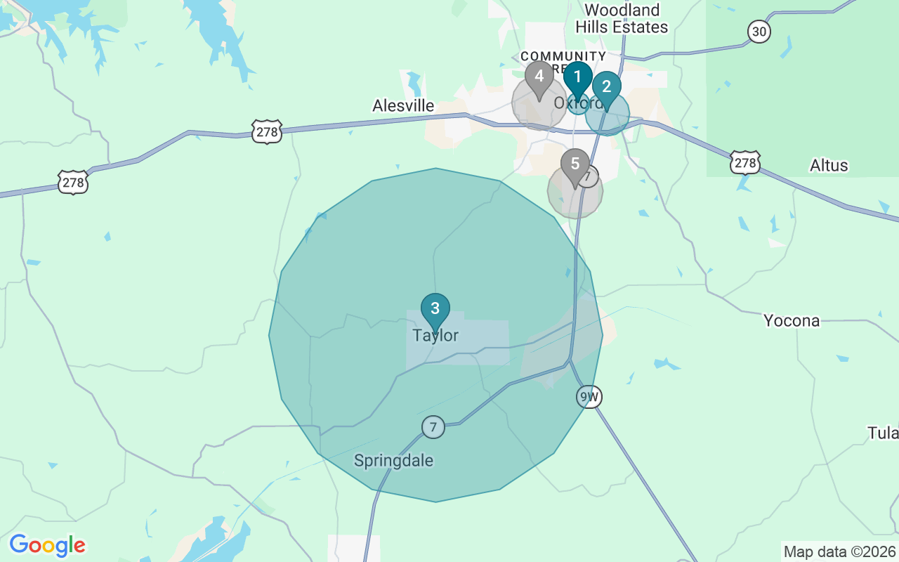 Map of Airbnb guest-review hotspots in Oxford with location premium circles