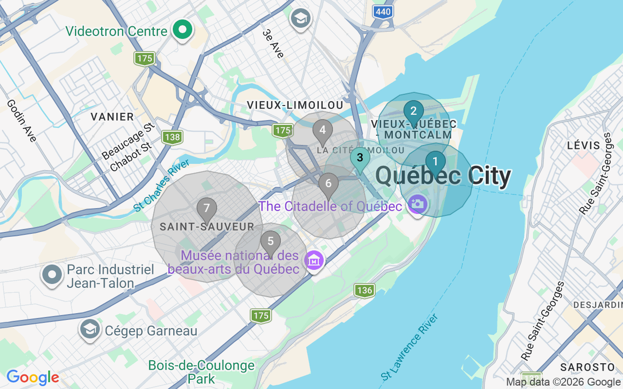 Map of Airbnb guest-review hotspots in Quebec City with location premium circles