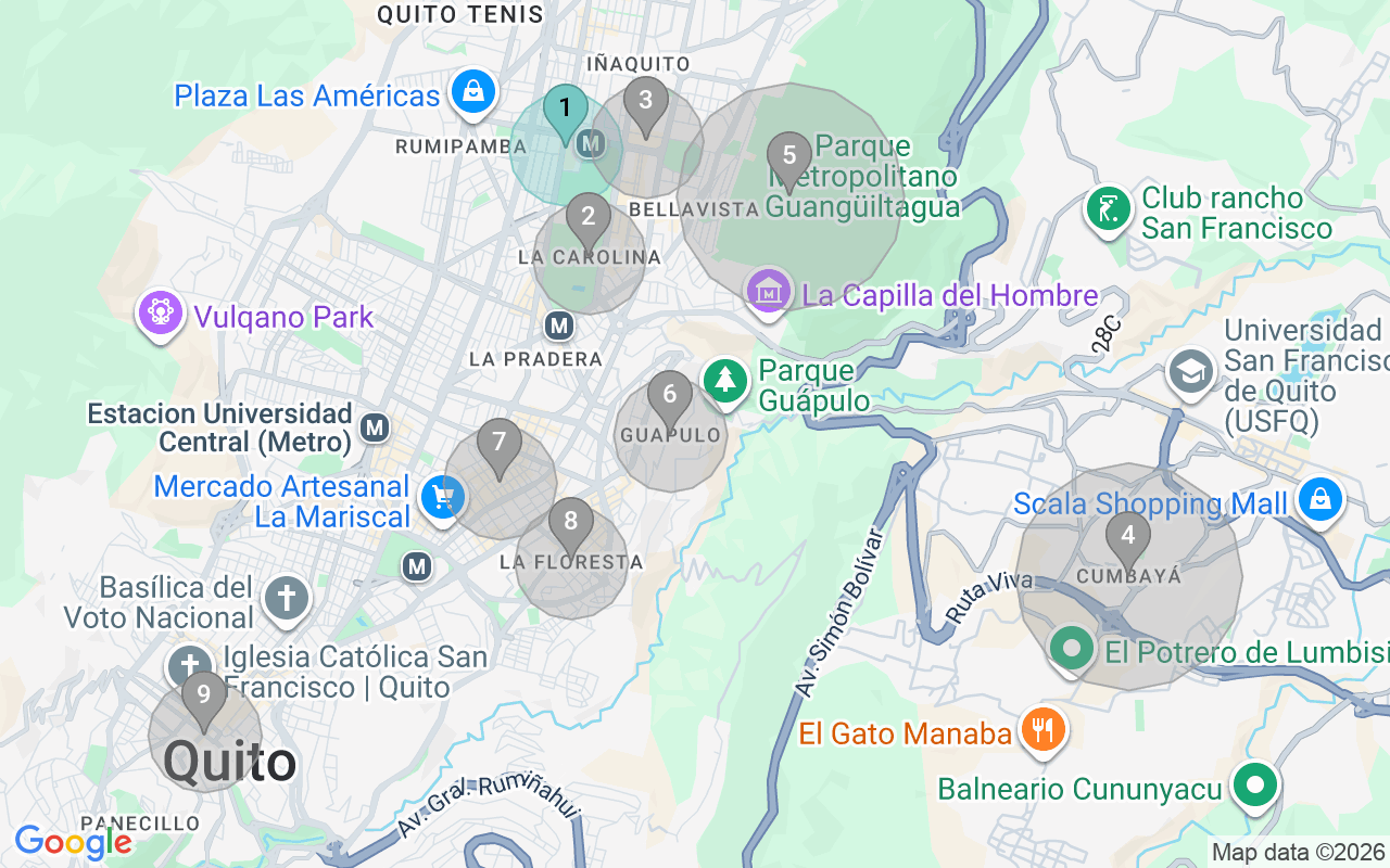 Map of Airbnb guest-review hotspots in Quito with location premium circles