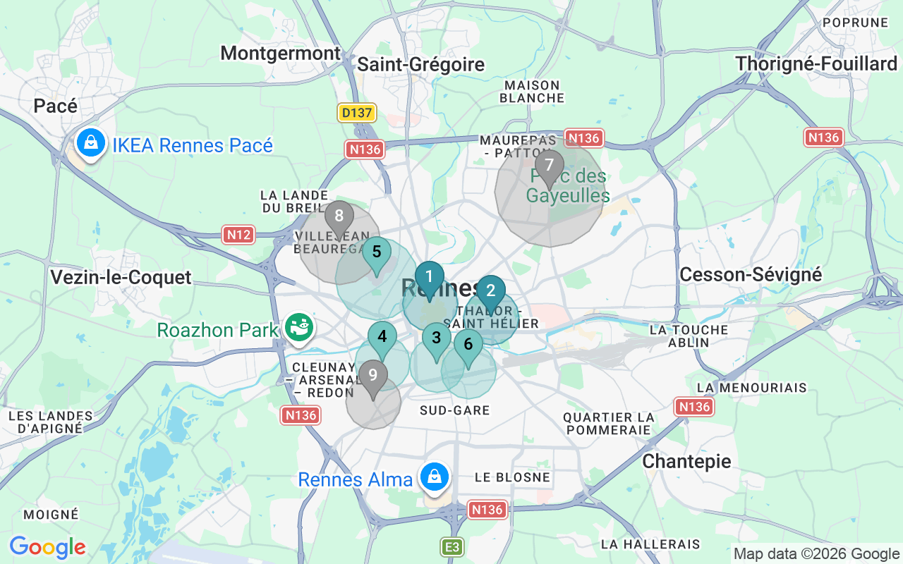 Map of Airbnb guest-review hotspots in Rennes with location premium circles