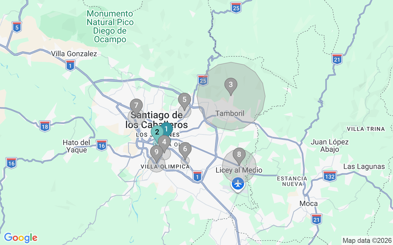 Map of Airbnb guest-review hotspots in Santiago de los Caballeros with location premium circles