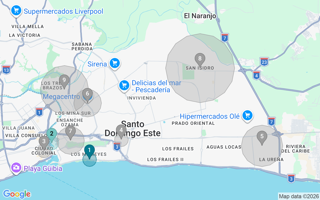 Map of Airbnb guest-review hotspots in Santo Domingo Este with location premium circles