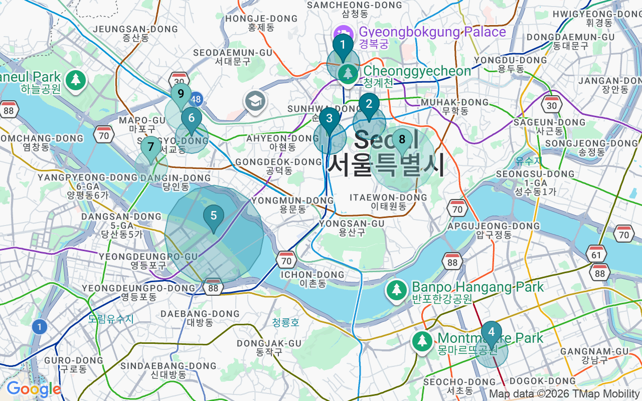 Map of Airbnb guest-review hotspots in Seoul with location premium circles