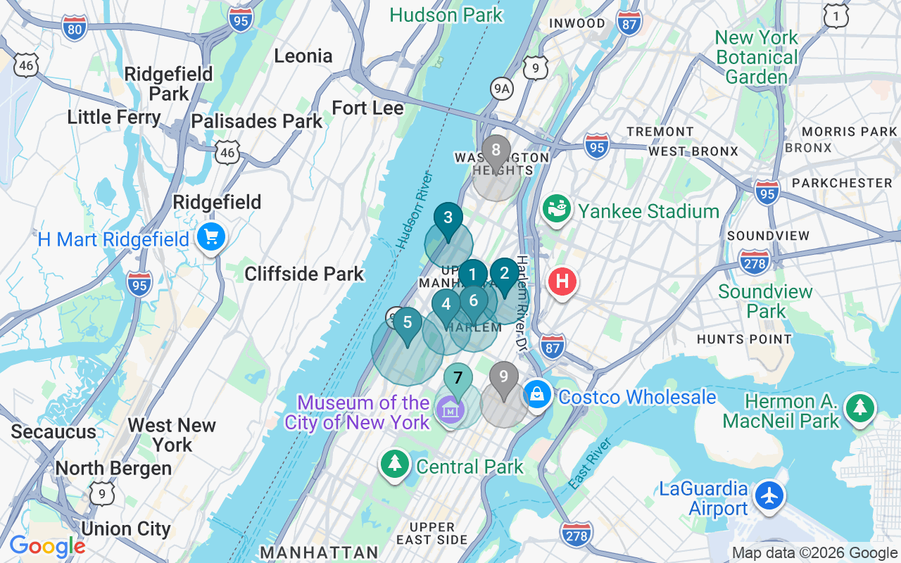Map of Airbnb guest-review hotspots in Upper Manhattan with location premium circles