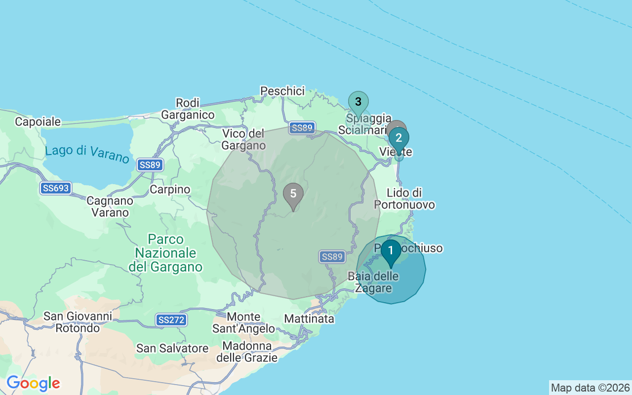 Map of Airbnb guest-review hotspots in Vieste with location premium circles